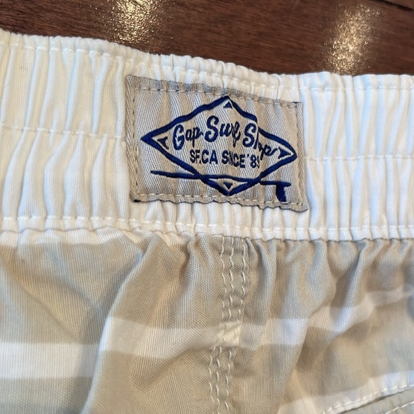 Baby Gap Swim trunks - Picture 5 of 6
